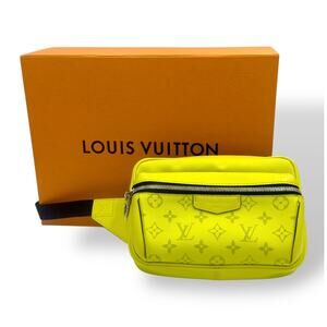 Discovery Waist Bag Bum Bag Jaune Monogram Eclipse Neon Yellow